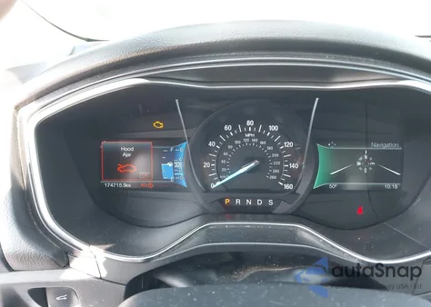 2018 Ford Fusion Titanium z USA, uszkodzony, nr VIN 3FA6P0D95JR247455